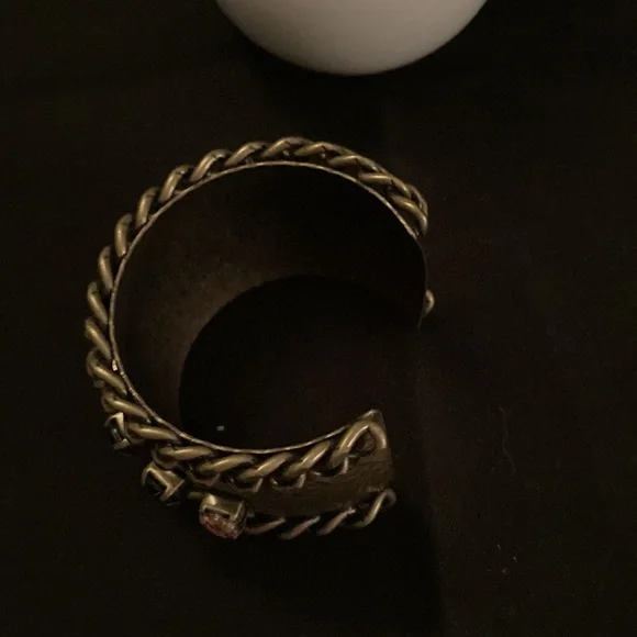 Bronze slip on heavy metal bracelet - Picture 3 of 5